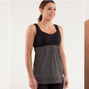 Lululemon Run: Tame Me Tank (First Release) Black Size 6